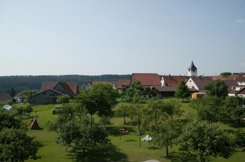 Landgasthof Loewen Neubulach المظهر الخارجي الصورة